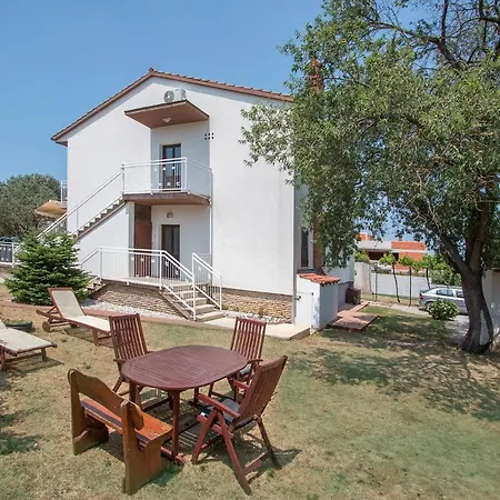 Apartment Sweet Family Apartement Pula